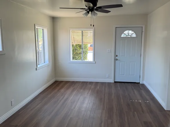 16616 S Virginia Ave, Paramount, CA 90723