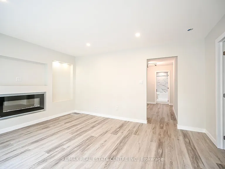 43 Mahony Ave #1 — Photo 4