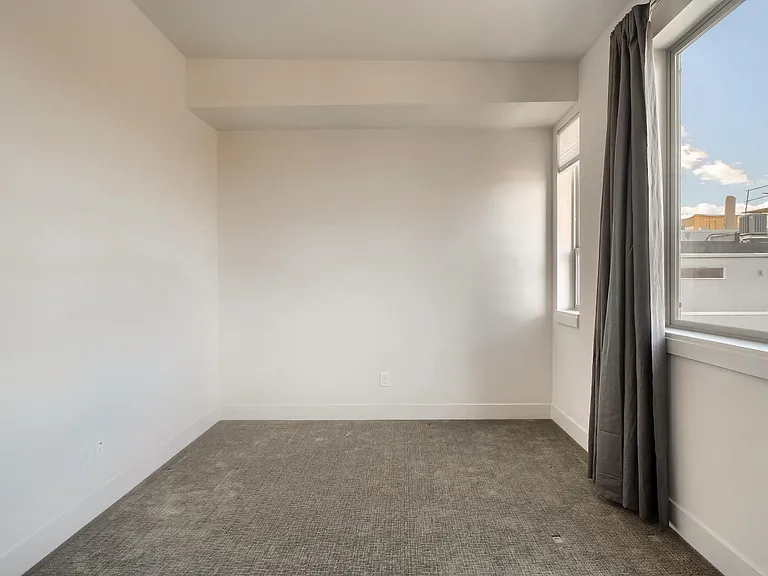 2103 W 32nd Ave #9 — Photo 29
