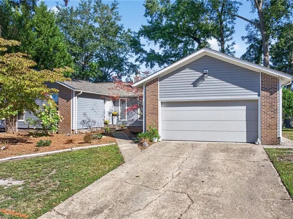 1508 Bayberry Ct N, Chesapeake, VA 23320