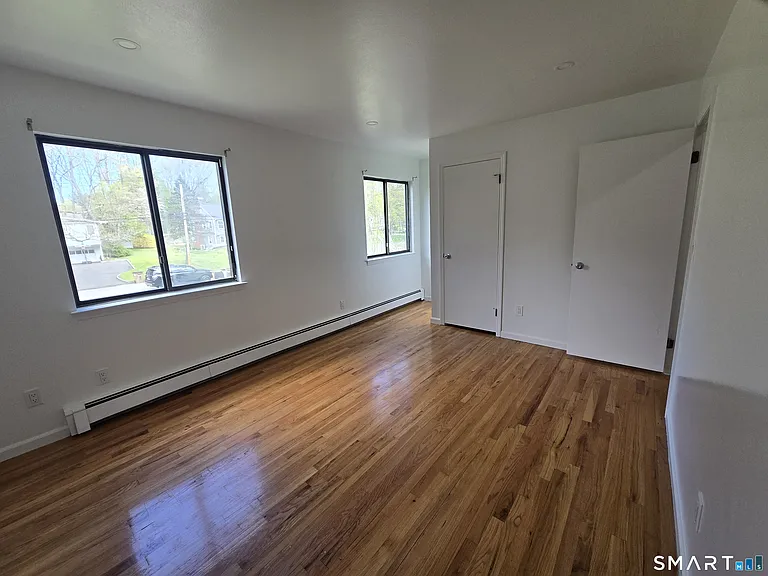 17 Loughran Ave — Photo 8