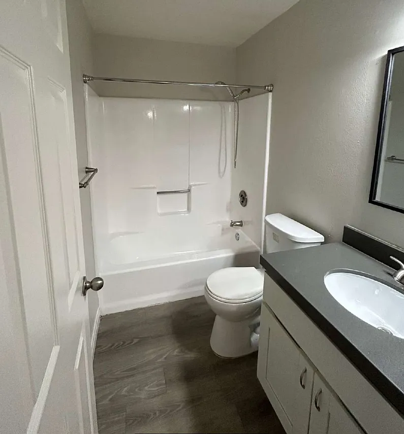 2 bed, $2,695 — Photo 1