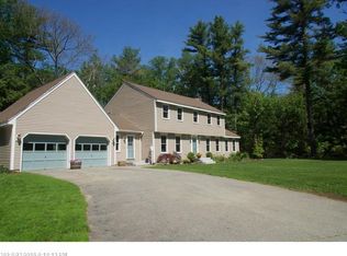 2 Hemlock Rd, Brunswick, ME 04011