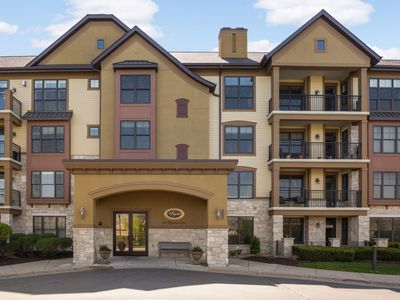 1320 Riverside Ln APT 307, Mendota Heights, MN, 55118