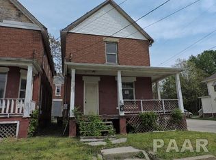 309 W Walnut St, Canton, IL 61520
