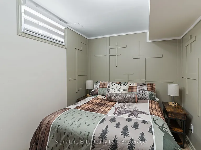 35 Cedartree Ln — Photo 13