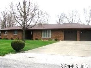 210 Hickory St, Alhambra, IL 62001