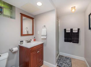 46091 Sunset St, Northville, MI 48167