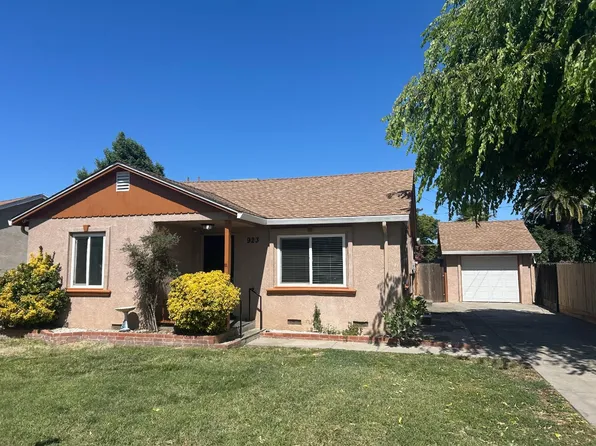 923 Acacia St, Modesto, CA 95351