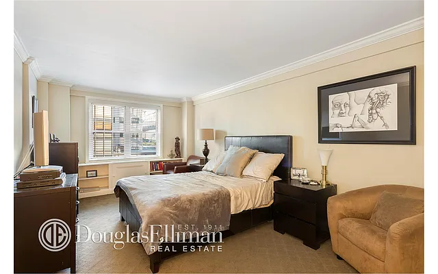Sold by Douglas Elliman | media 6