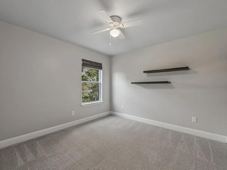 2604 Santiago Dr — Photo 14