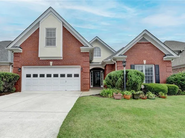 2095 Hickory Station Cir, Snellville, GA 30078
