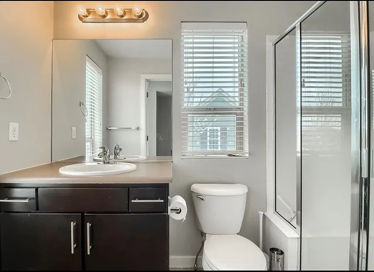 2937 Geneva Ct — Photo 30