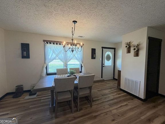 3rd image of 320 Langston Rd