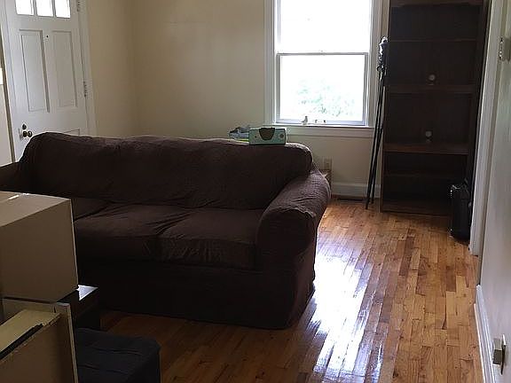 4th image of 106 Leesway Dr