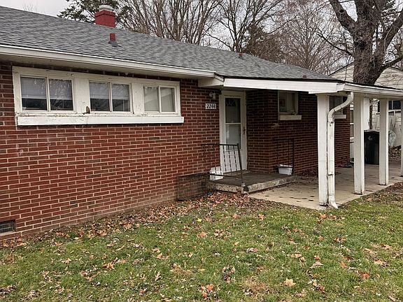 3rd image of 2244 N Bolton Ave
