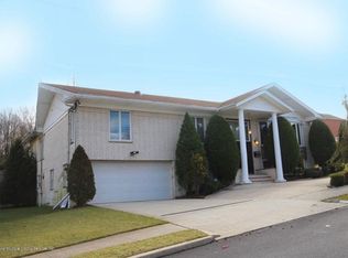 15 Bogert Ave, Staten Island, NY