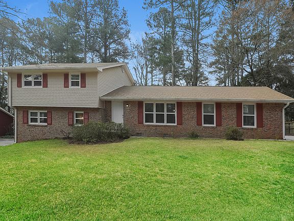 2nd image of 2623 Ashworth Cir