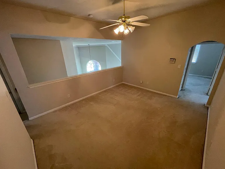 1920 Old York Dr — Photo 11