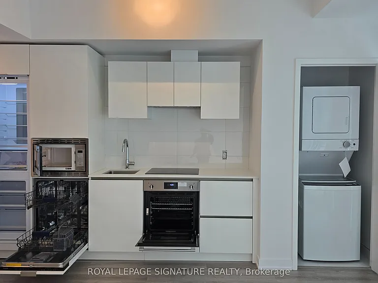 121 Saint Patrick St #1316 — Photo 7