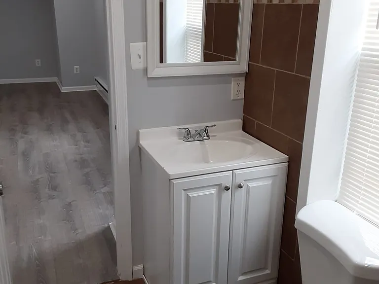 4927 Knox St #2 — Photo 6