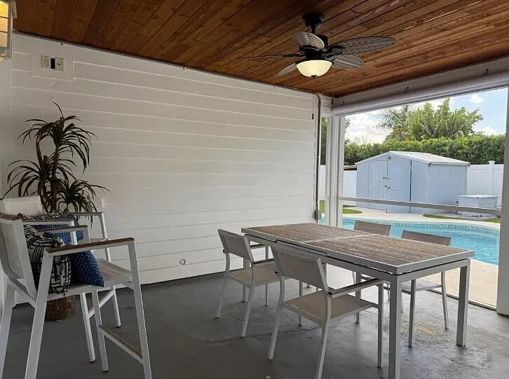 516 E Whitney Dr — Photo 34