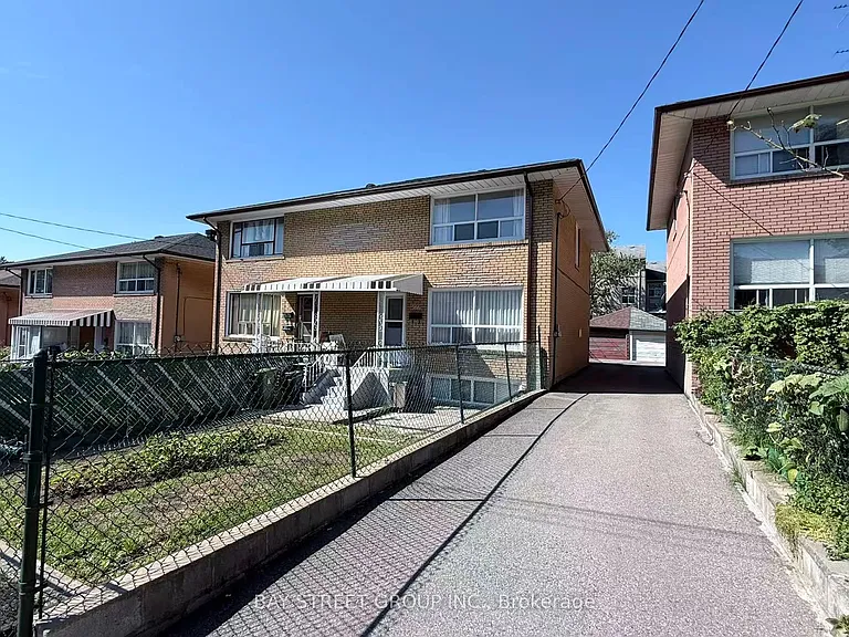 366 Highfield Rd — Photo 1