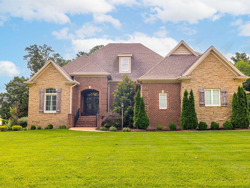 1st image of 2098 Deerhaven Ln