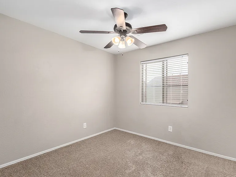 4509 E Loma Vista St — Photo 21