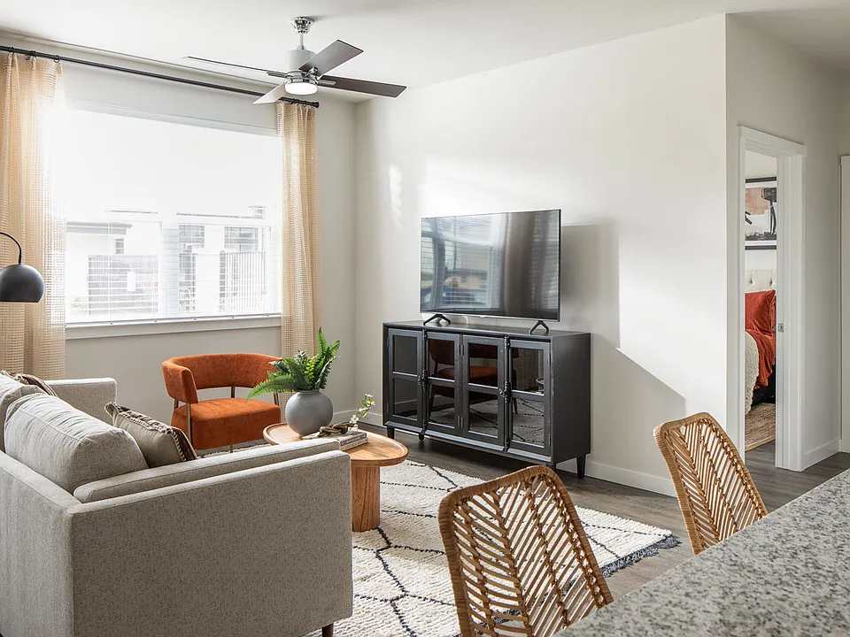 Prose South Main apartments community photo