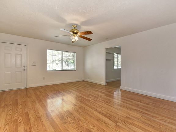 2nd image of 436 Wisconsin Ave