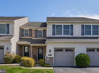 524 Whitechapel Rd, Lancaster, PA 17603
