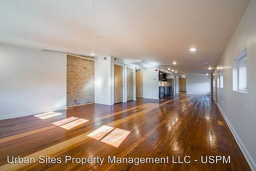 3rd image of 1405 Clay St