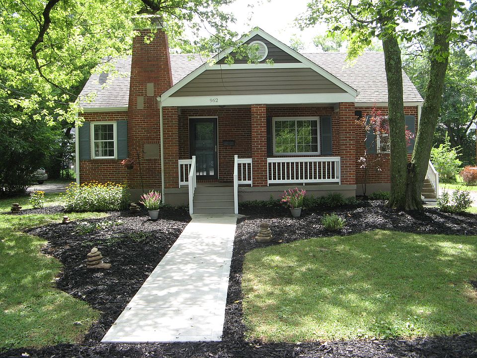1st image of 962 Helen St