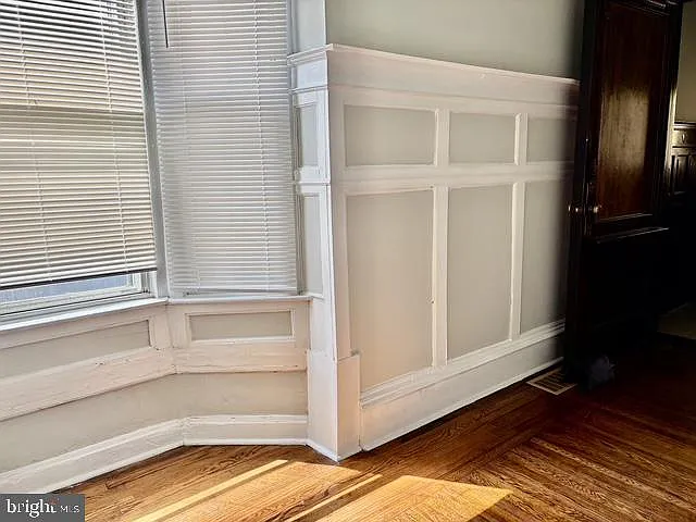 1 bed, 1.0 bath, 925 sqft, $1,400 — Photo 2