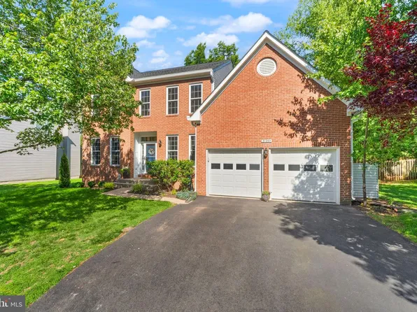 21244 Bullrush Pl, Sterling, VA 20164