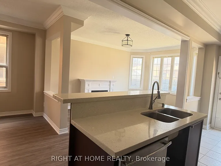 476 Mahogany Ct — Photo 8