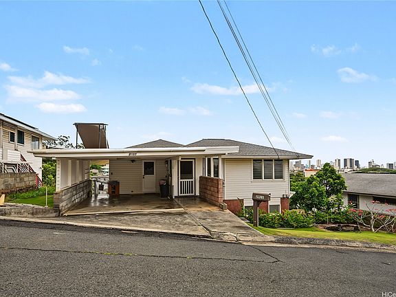 2nd image of 2911 Eugene Pl