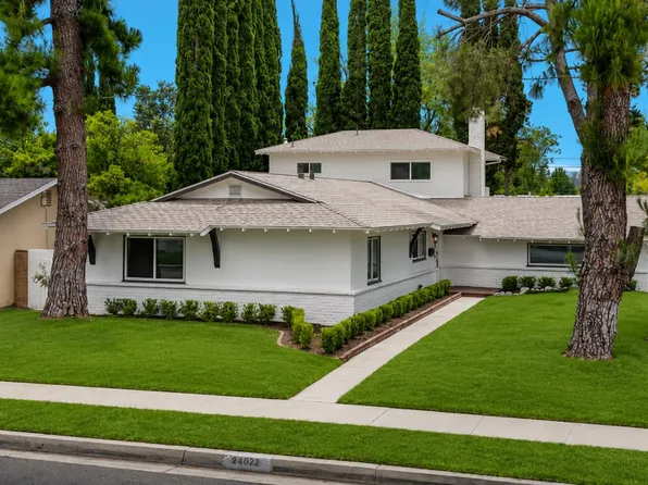 24022 Vanowen St, West Hills, CA 91307