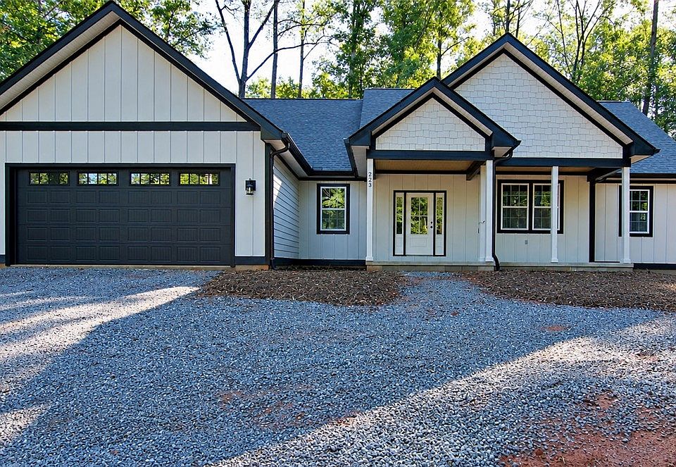 1st image of 223 Long Bay Dr