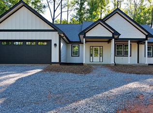 223 Long Bay Dr, West Union, SC 29696