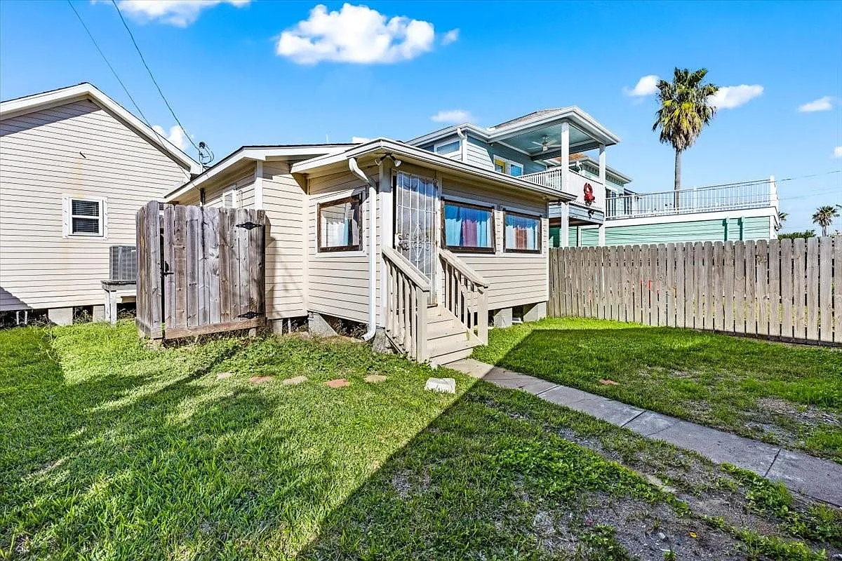 1 bed, 1.0 bath, 576 sqft, $1,300 — Photo 3
