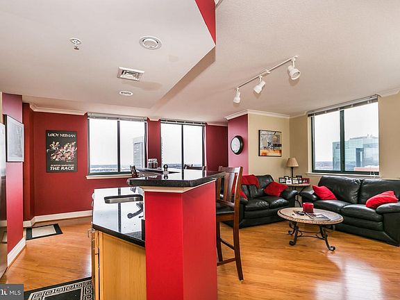 2nd image of 414 Water St Unit 2714