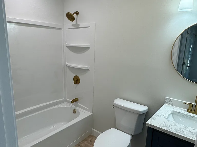 1140 Roswell Rd — Photo 11