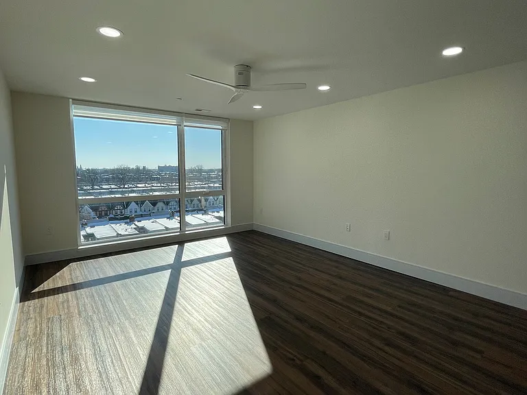 4906 Spruce St #710 — Photo 7