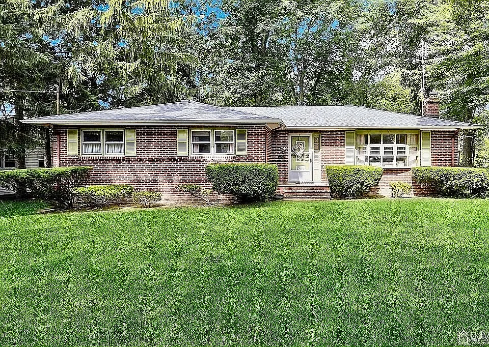 531 Ryders Ln