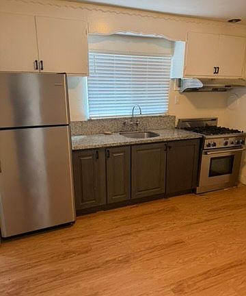 5th image of 3327B 68th Ave