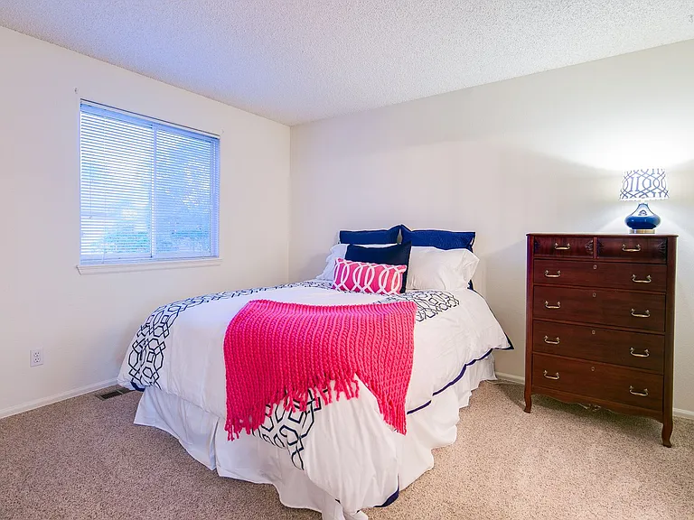 12822 Bellaire St — Photo 24