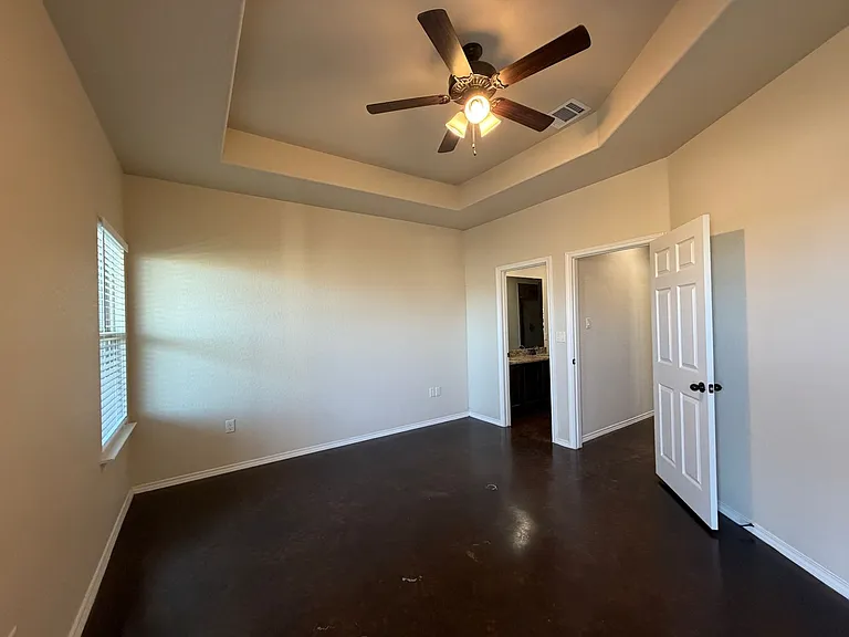 204 Kaspar Way — Photo 12