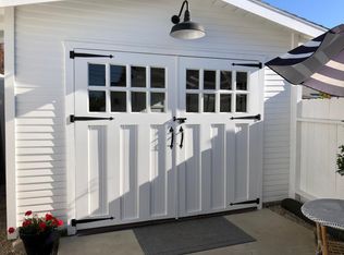 308 16th Pl, Costa Mesa, CA 92627